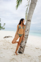 Bikini Banzai Oliva Top